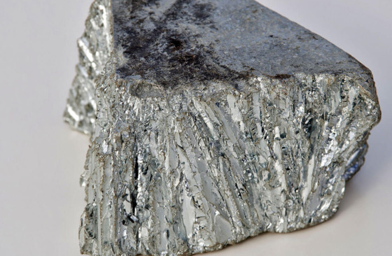 zinc oxide ore.jpg